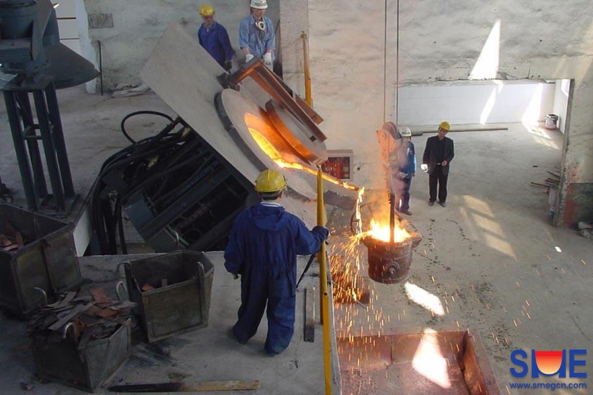 Melted steel pouring into the ladle